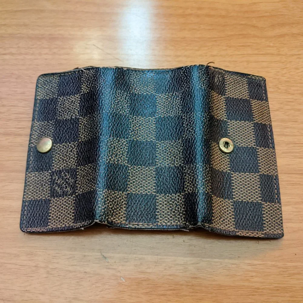 Louis Vuitton Damier Key Holder/Wallet #1570***